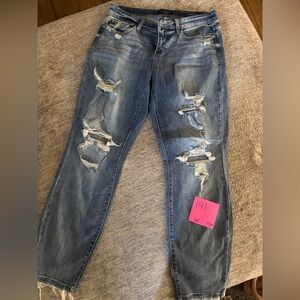 Judy Blue Medium Blue Distressed Boyfriend Jeans 9/29